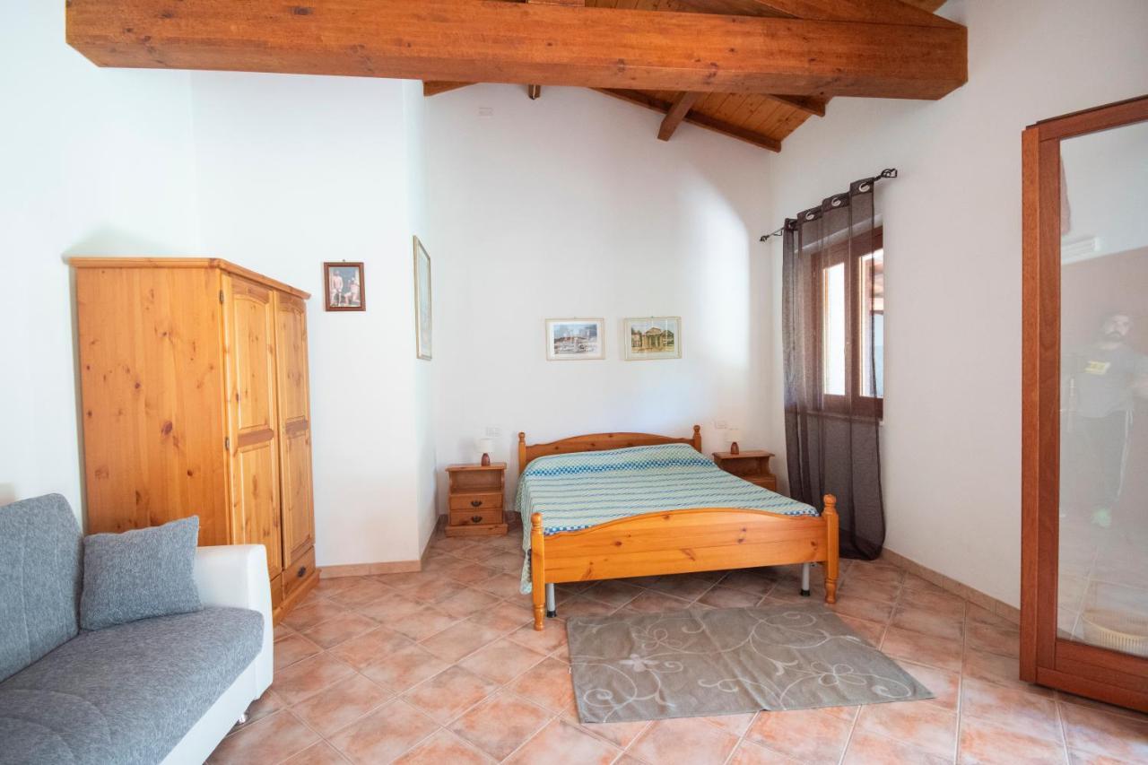 Is Cuccus Bed & Breakfast Masainas Luaran gambar