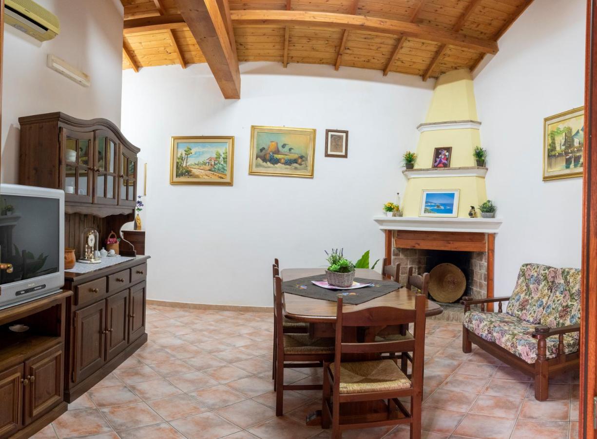 Is Cuccus Bed & Breakfast Masainas Luaran gambar