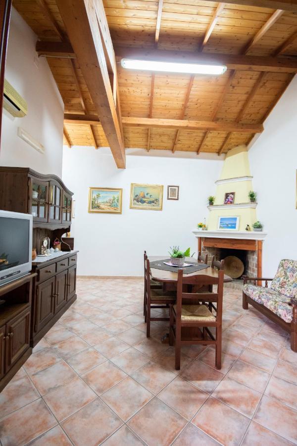 Is Cuccus Bed & Breakfast Masainas Luaran gambar